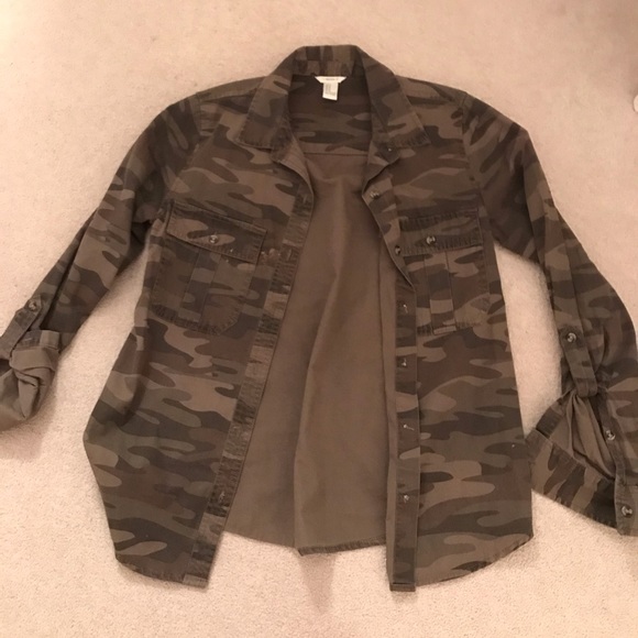 Forever 21 Jackets & Blazers - Camo jacket/shirt